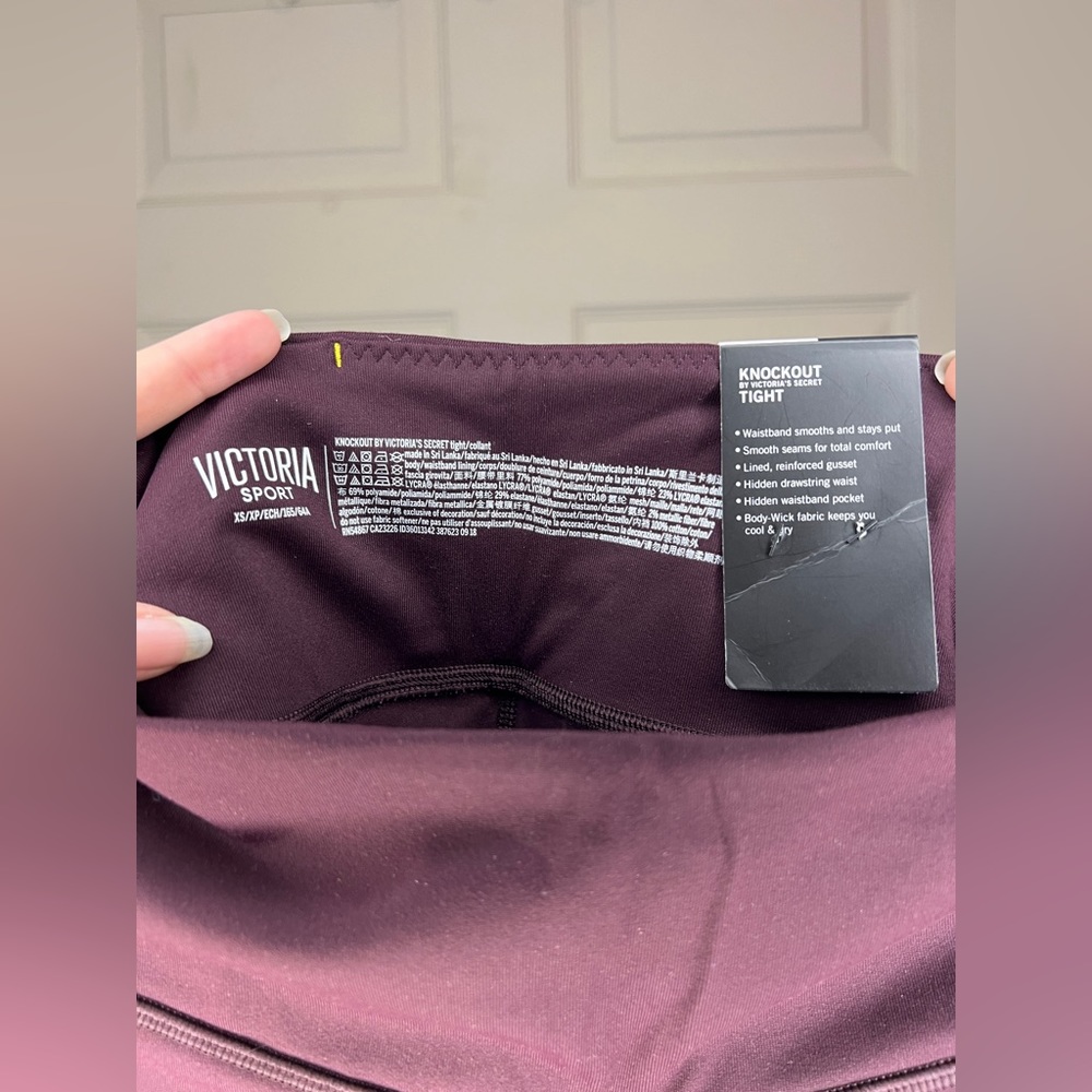 Victoria’s Secret Victoria Sport Maroon & Gold Knockout Tight Leggings NWT - Picture 9 of 11